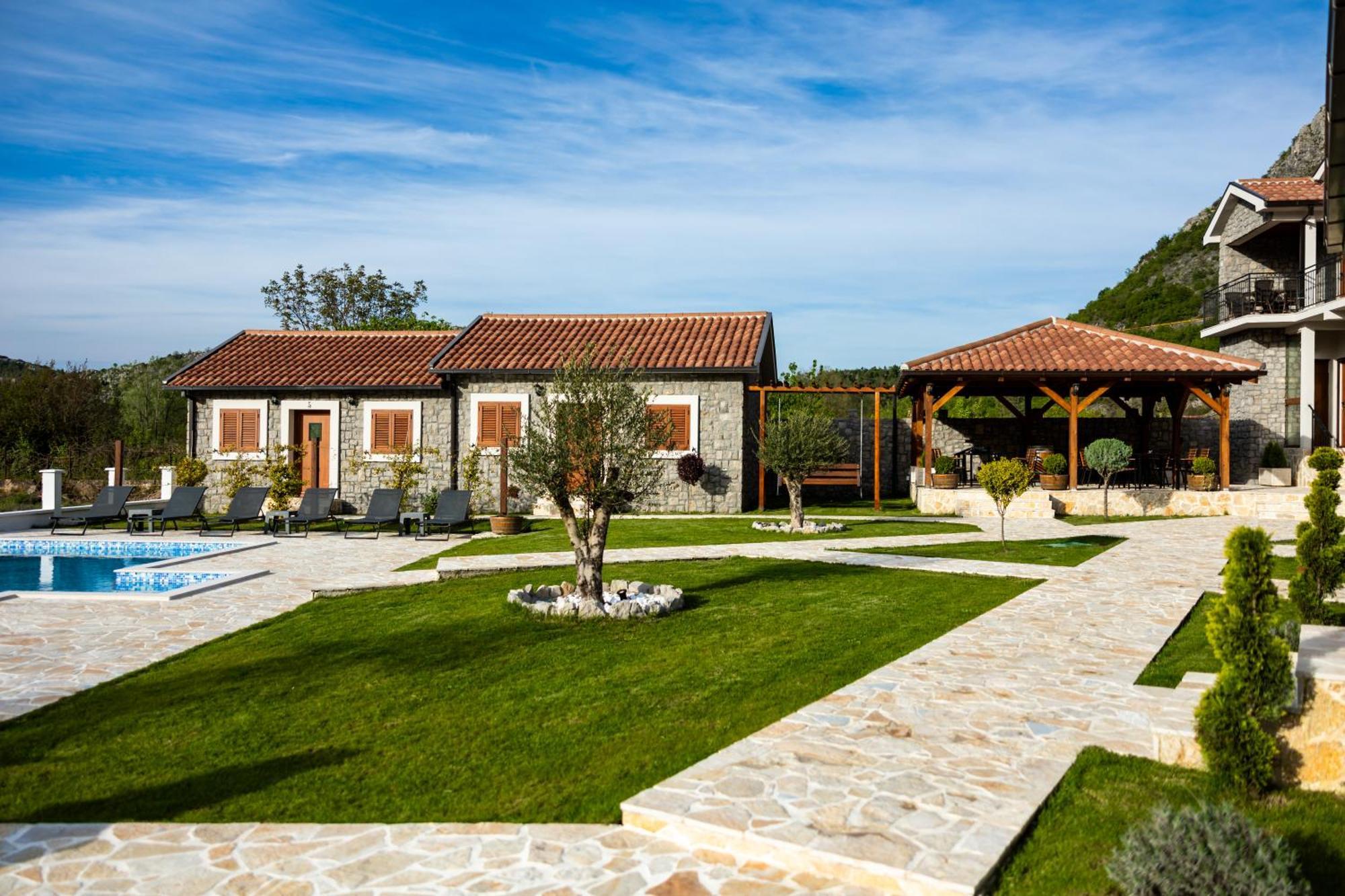 Lake Valley Virpazar Exterior photo